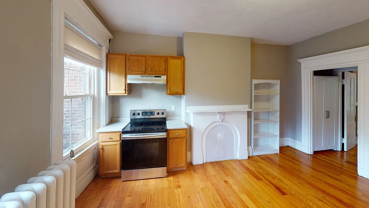 Building Photo - 35 Dwight St #2