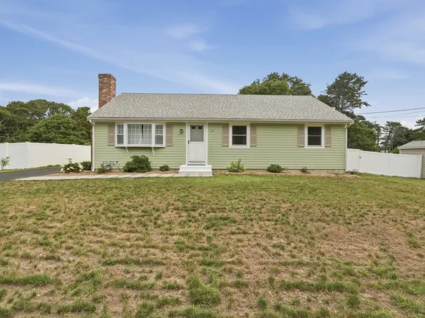 40 North St, Dennis Port, MA 02639