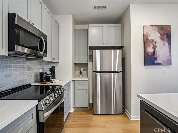 1205 W Badillo St #6, Covina, CA 91722