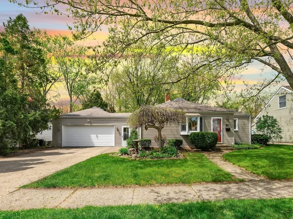 349 Boschma St, Clawson, MI 48017