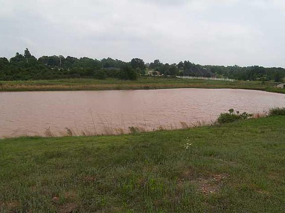 5th image of 2106 Brook Dr Lot 11