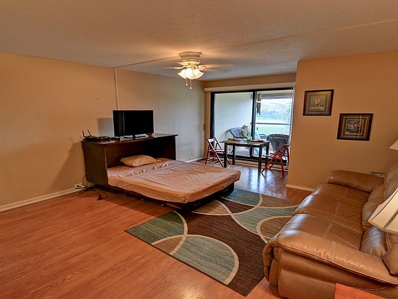 3rd image of 6403 Padre Blvd Suite 35