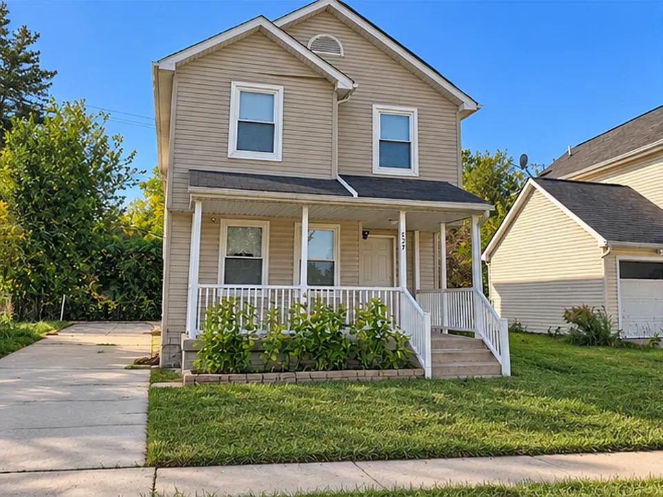 557 Kitchener
