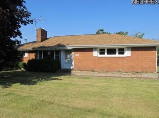 676 Martha Ave, Campbell, OH