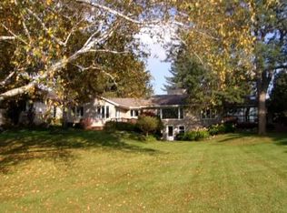 5560 Lane Lake Rd, Bloomfield Hills, MI 48302