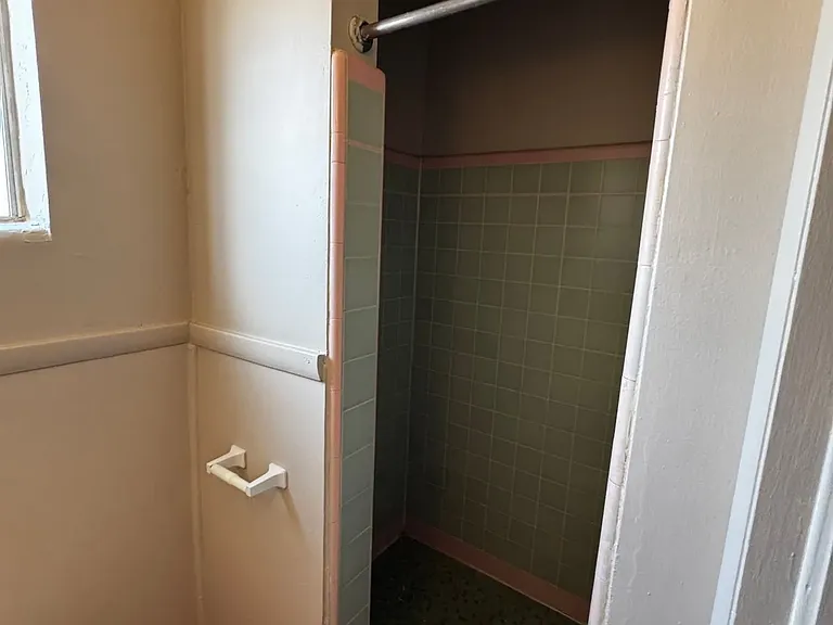 233 W Mesquite Blvd #5 — Photo 4