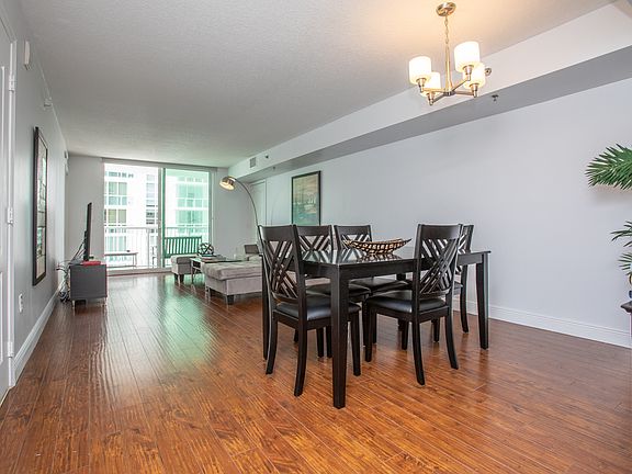 3rd image of 1200 Brickell Bay Dr APT 1909