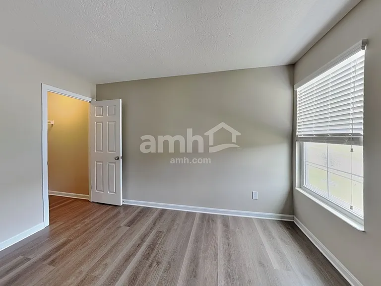 9694 Ridge Xing — Photo 14