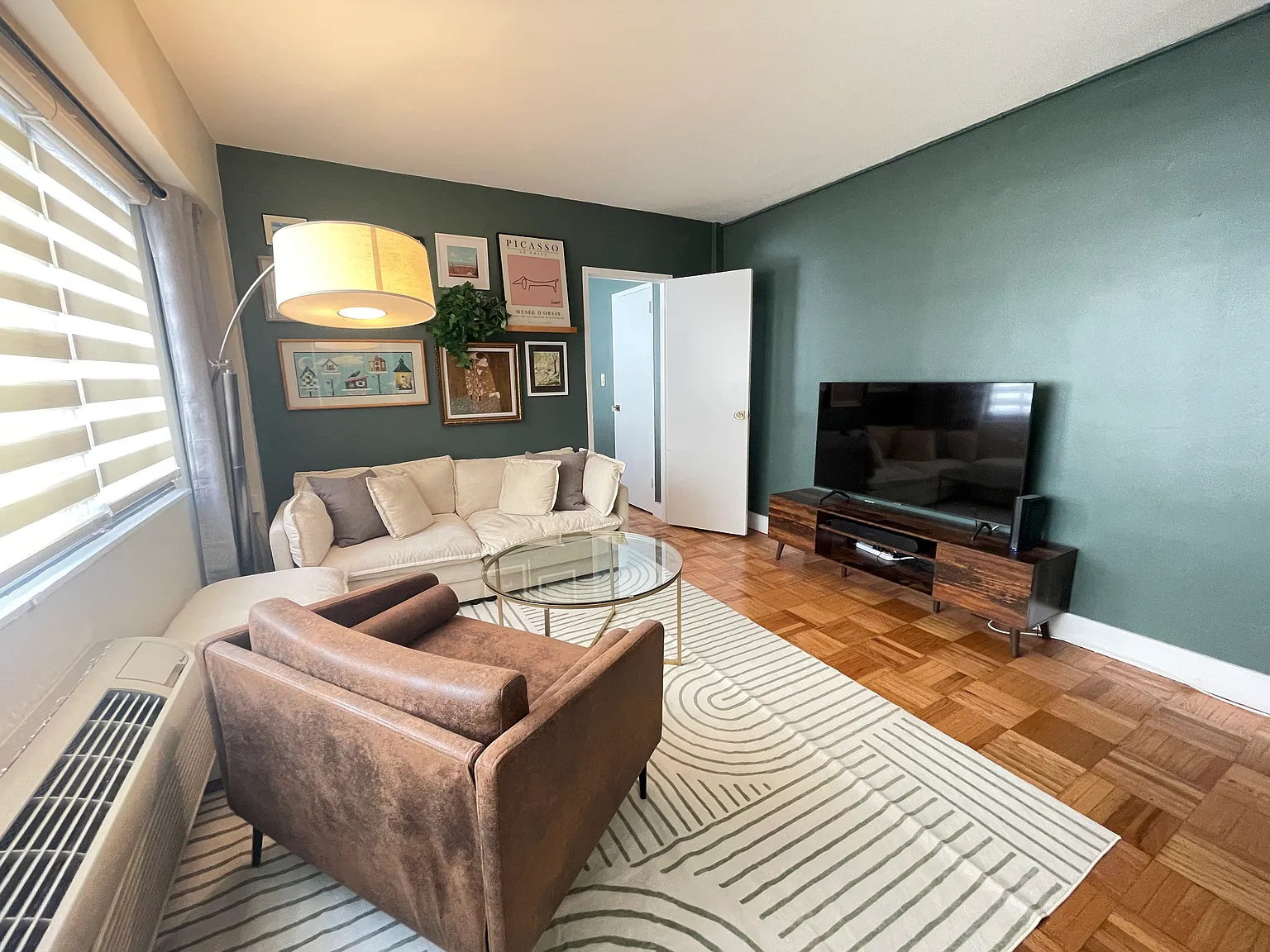 1 bed, 600 sqft, $2,450 — Photo 1