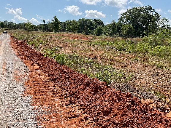 5th image of 3500 Centenary Rd