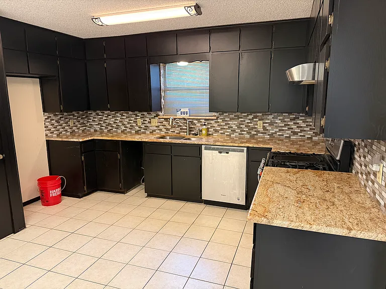 3701 Eldridge St — Photo 17