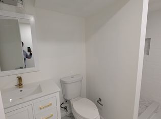 13 Treworthy Rd #1, Gaithersburg, MD 20878