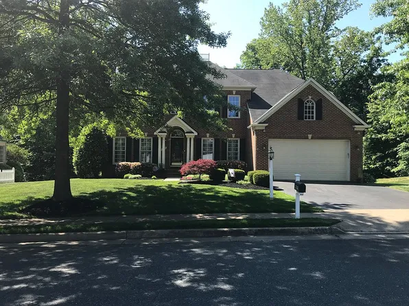 16535 Hayes Ln, Woodbridge, VA 22191