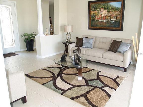 4th image of 2562 Chapala Dr