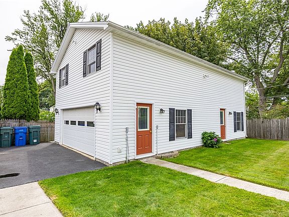 3rd image of 4069 Lake Ave