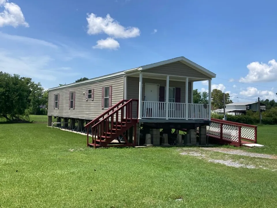 1615 Private Dr