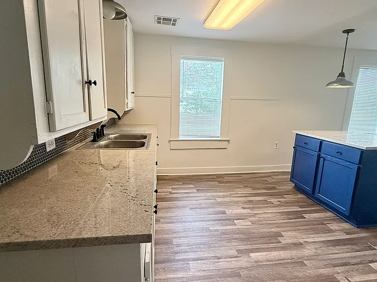 2116 Creole St — Photo 28
