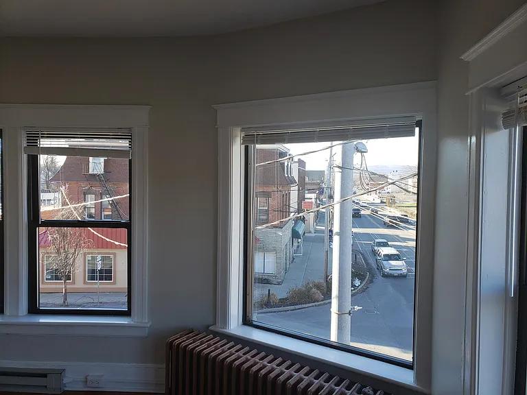 2 Raymond Ave — Photo 8