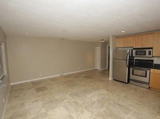 728 NE 13th Ct APT 6, Fort Lauderdale, FL 33304