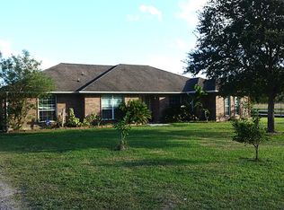 7055 County Road 171, Alvin, TX 77511