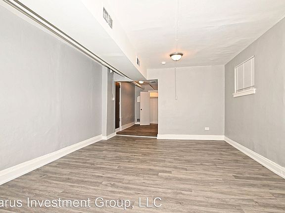 5th image of 5614 S King Dr #Basement
