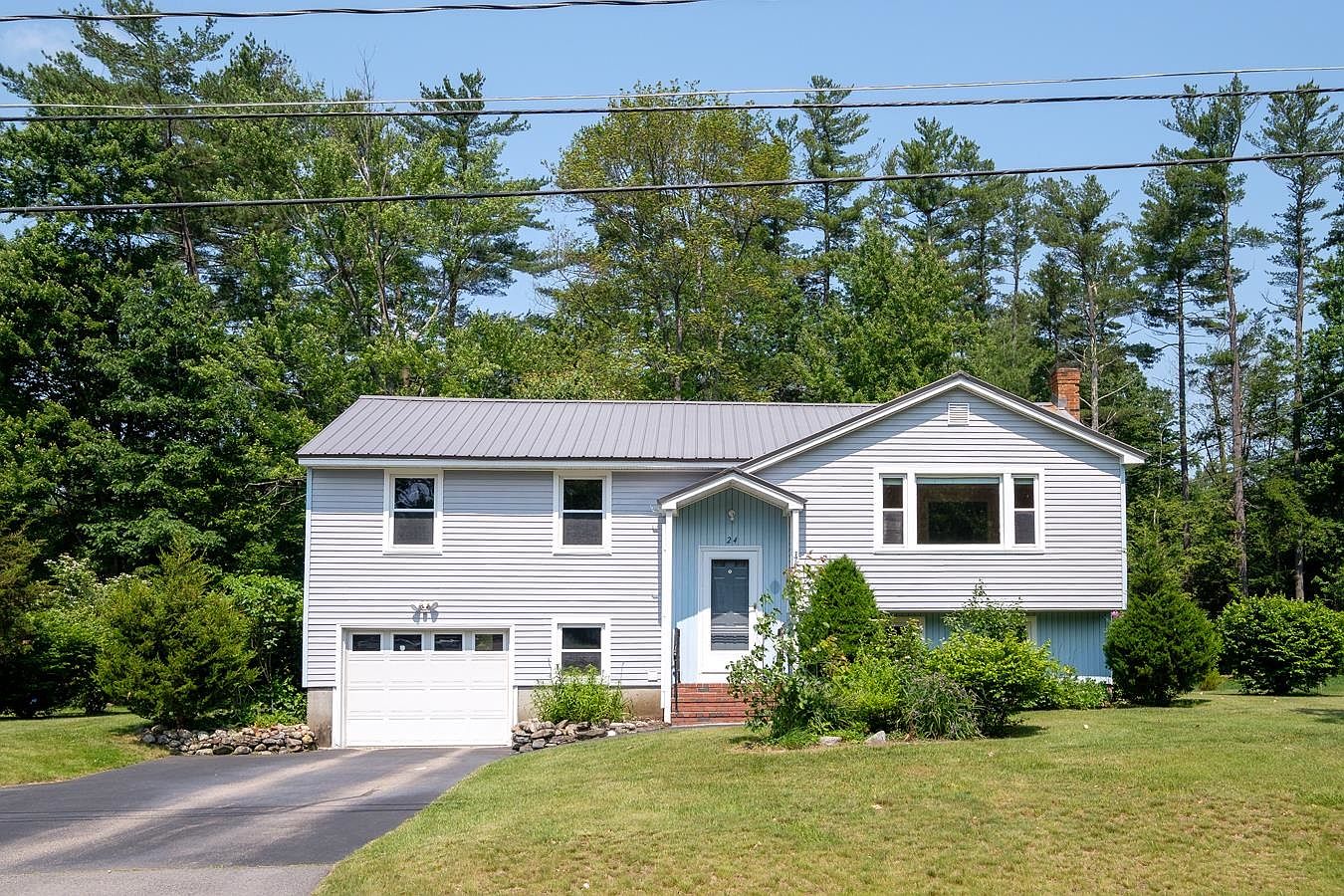 24 Juniper Street, Rochester, NH 03867 | Zillow