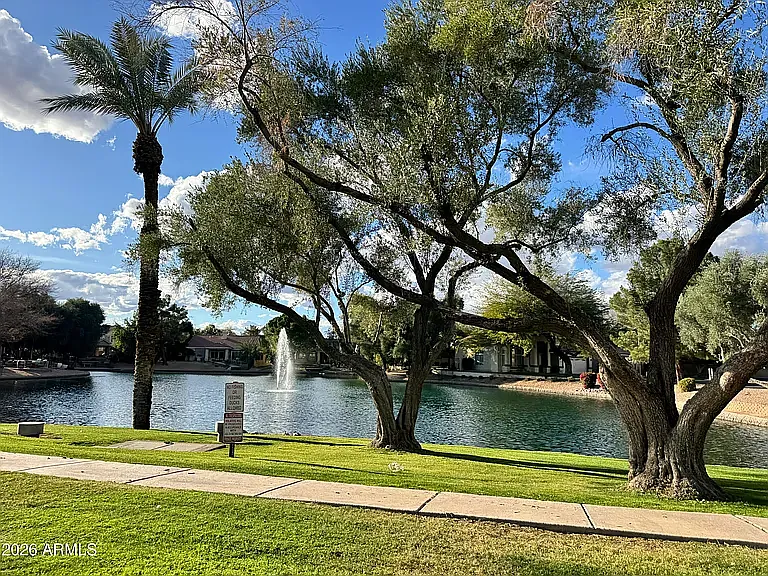 Community Lake Just a Few Minutes' Walk Away.