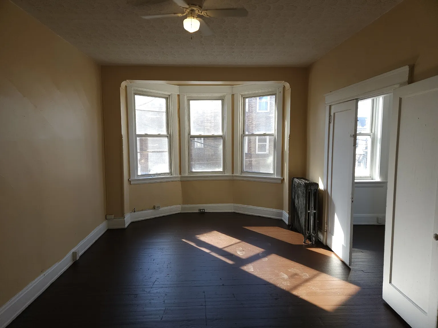6100 Vine St — Photo 4