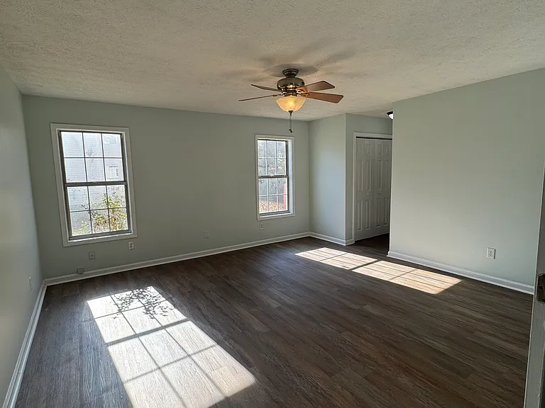 1009 Chads Rdg — Photo 10
