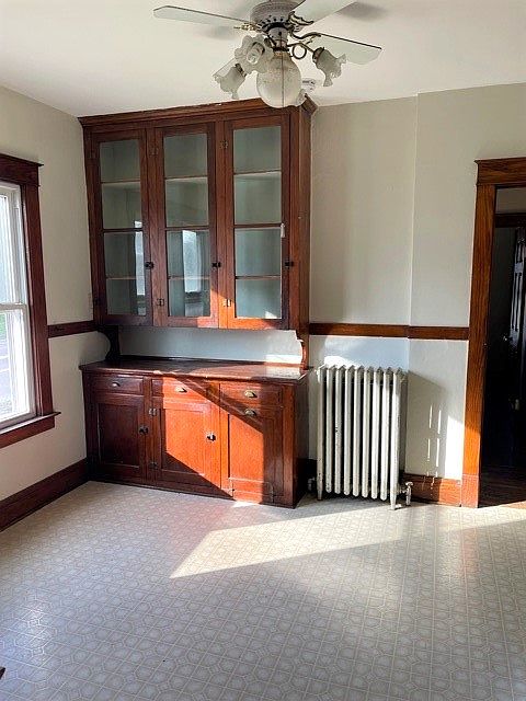 1st image of 602 17th St #1