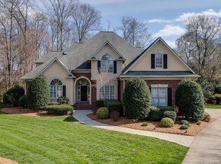 12121 Shoal Creek Ct, Charlotte, NC 28277