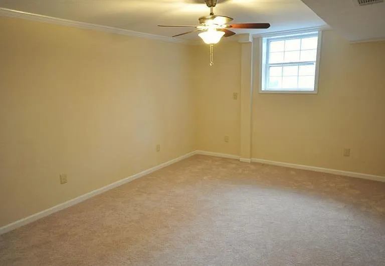 4060 Summit Dr — Photo 19
