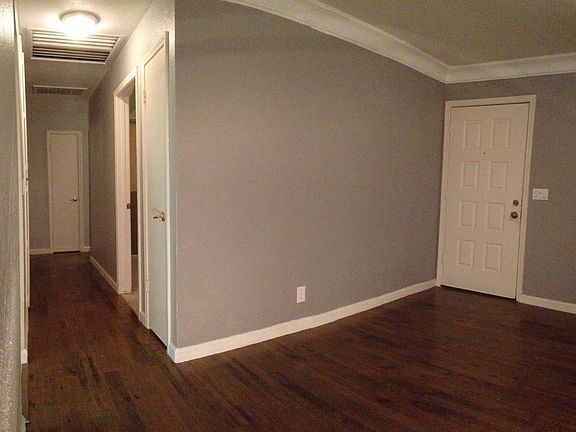 3rd image of 6832 Sprig Dr