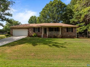 107 Cepha Dr, Hazel Green, AL 35750