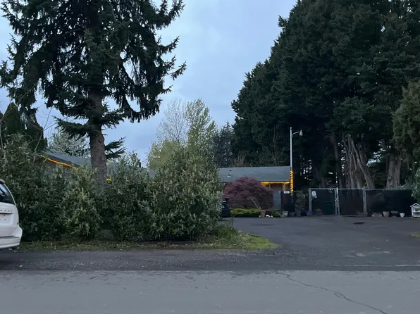 411 SE 214th Ave, Gresham, OR 97030