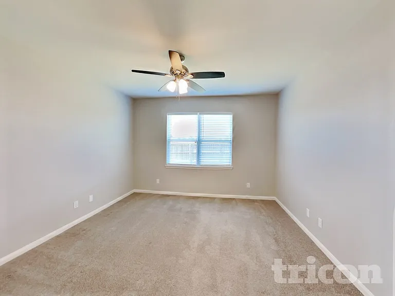 116 Thorton Vine Dr — Photo 7