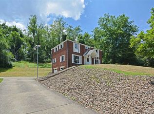 641 Ravencrest Rd, Pittsburgh, PA 15215