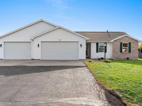 W7059 Maple Terrace Rd, Greenville, WI 54942