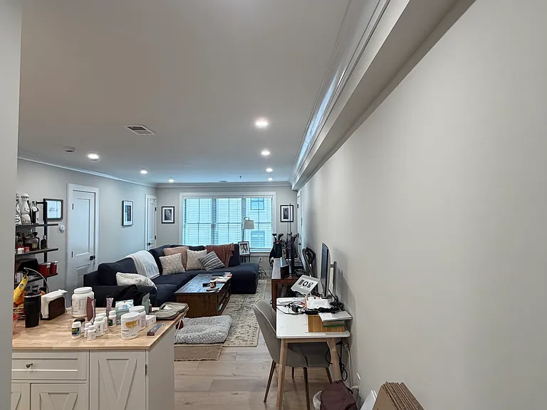 9 Everett St #8 — Photo 9
