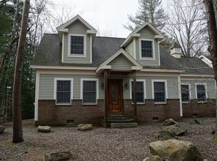 11 Daisy Ln, Kennebunkport, ME 04046