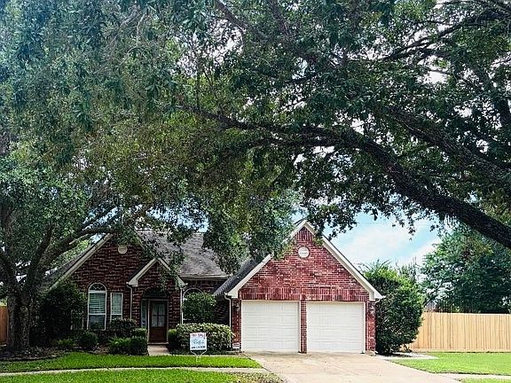 2nd image of 3603 Hawkins Cir