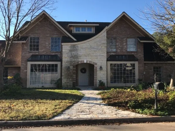 15711 Trailville Dr, Houston, TX 77079
