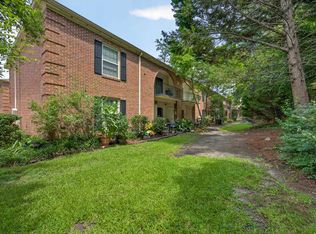 5516 Lakeshore Dr APT 604, Columbia, SC 29206