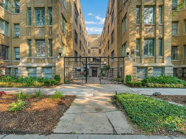 120 Seward St APT 303, Detroit, MI 48202