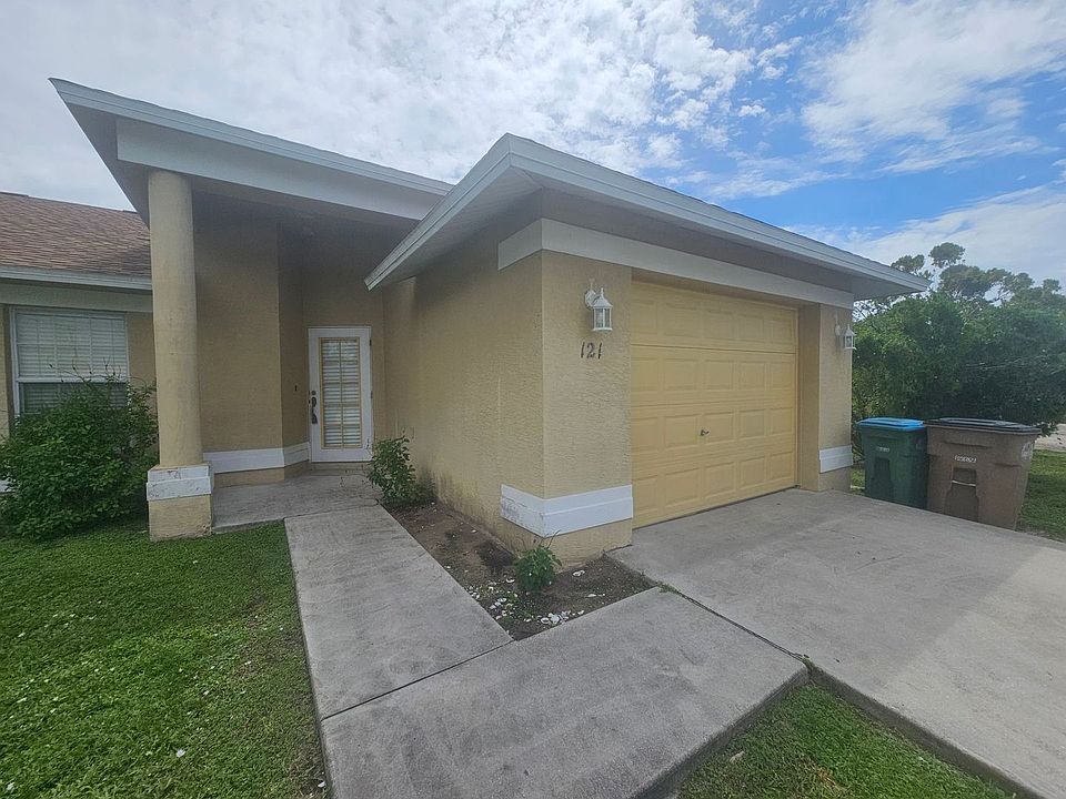 1st image of 121 NE 16th Pl