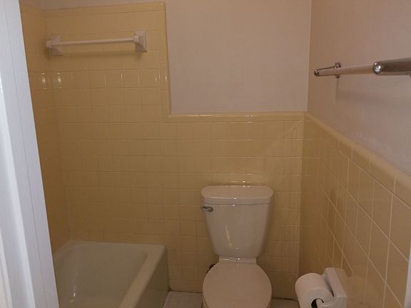 5th image of 7511 NW 40th Ave