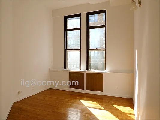 Rented by City Connections Realty | media 8