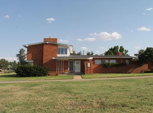 7201 Olton Rd, Plainview, TX 79072