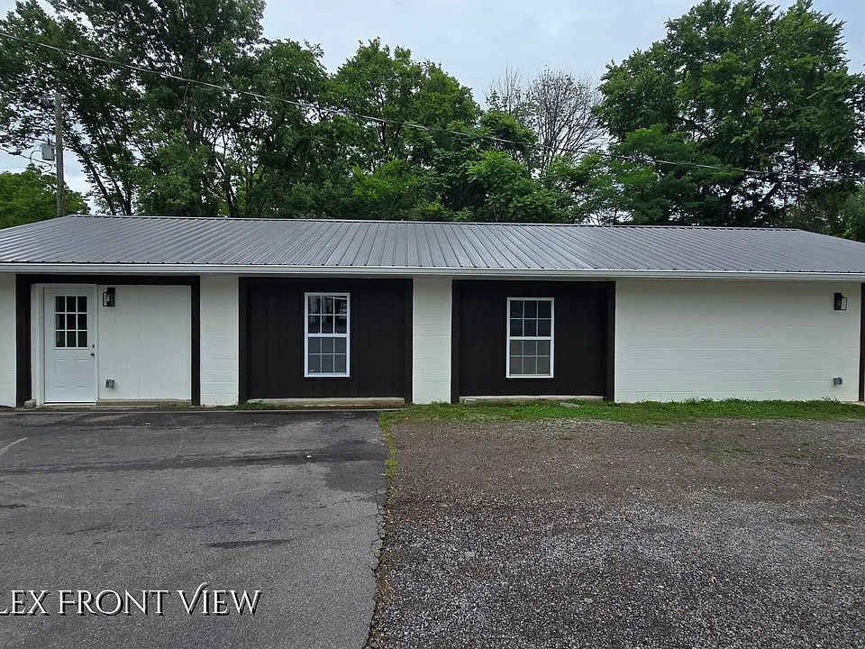 3169 Earhart Rd #B