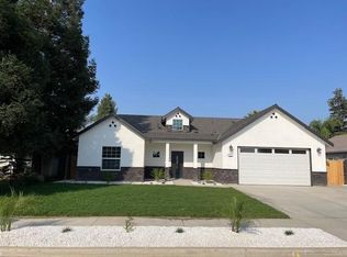 311 Princeton St, Tulare, CA 93274